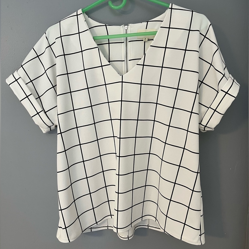 Striped Professional Shirt with Sleeve Cuffs